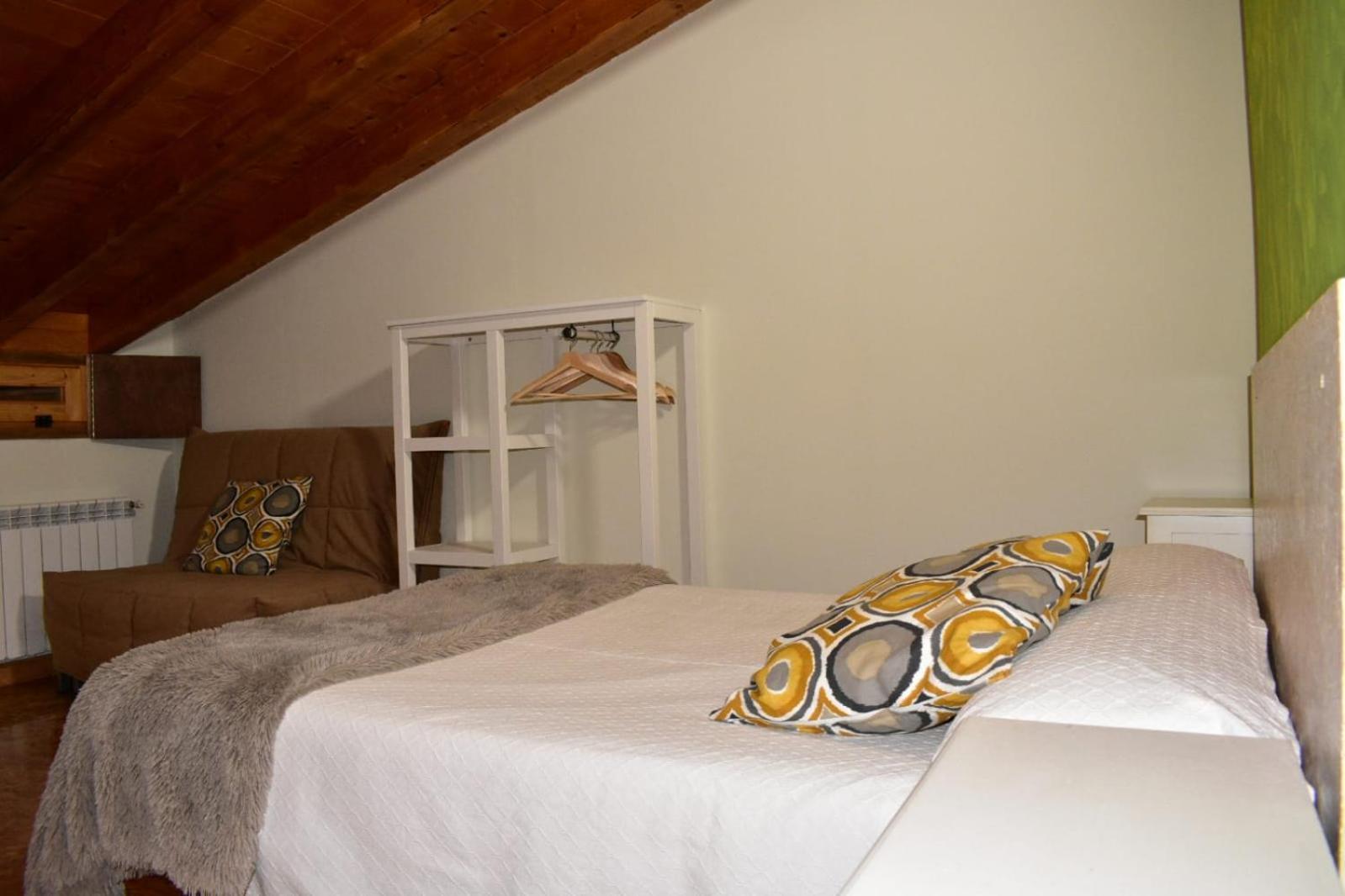 Albergue Santa Marina Buelna Eksteriør billede