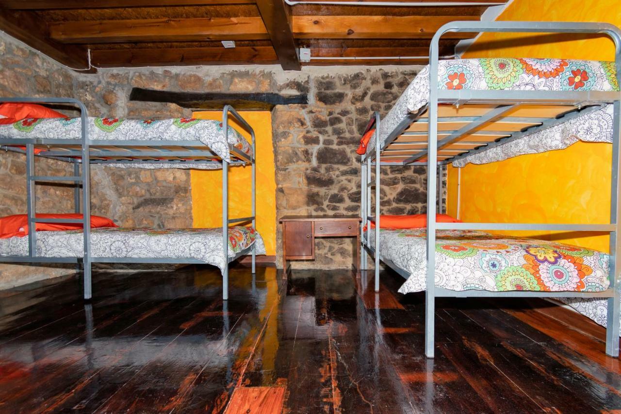 Albergue Santa Marina Buelna Eksteriør billede