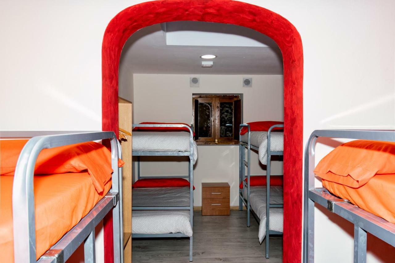 Albergue Santa Marina Buelna Eksteriør billede