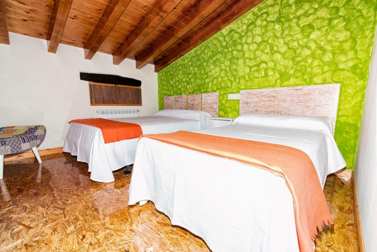 Albergue Santa Marina Buelna Eksteriør billede